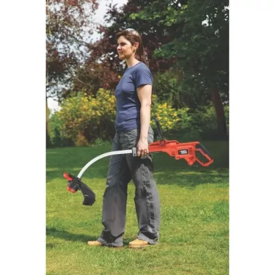 BLACK+DECKER Electric Grass Trimmer - GL7033 - 700W - 33 cm