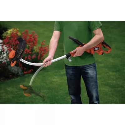 BLACK+DECKER Electric Grass Trimmer - GL7033 - 700W - 33 cm