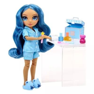 Junior High Pajama Party - 22cm Poseable Fashion Doll - Skyle