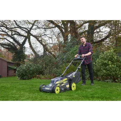 RYOBI - Tondeuse tractée 36V MAXPOWER - Brushless - Ø coupe 51 cm + batterie 36V 6,0 Ah High Energy & chargeur - RY36LMX51A-16