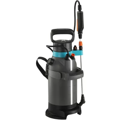 Compact and Powerful 5L Battery Sprayer - GARDENA EasyPump