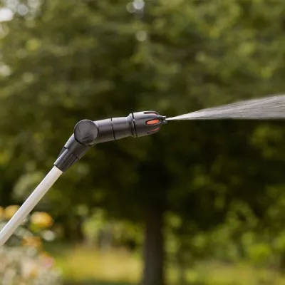 Compact and Powerful 5L Battery Sprayer - GARDENA EasyPump