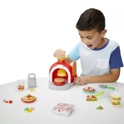 La machine à café Play-Doh: un jeu de pâte pour des pizzas créatives