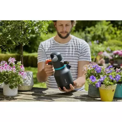 Pressure sprayer GARDENA - Capacity 1.25L - Use 360