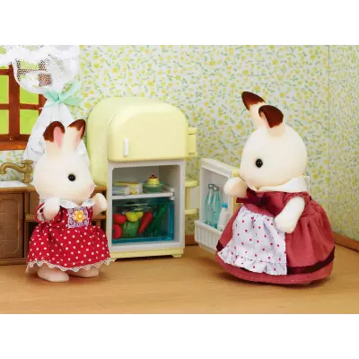 Sylvanian Families La maman Lapin Chocolat et réfrigérateur