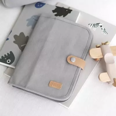 BEABA, Protege carnet de santé canvas gris perle