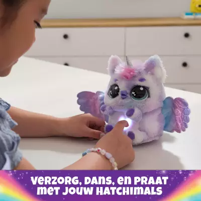 Hatchimals Alive Mystery Hatch Pufficorn