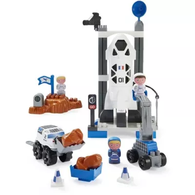 Space Base - brick construction - 18 months - Abrick