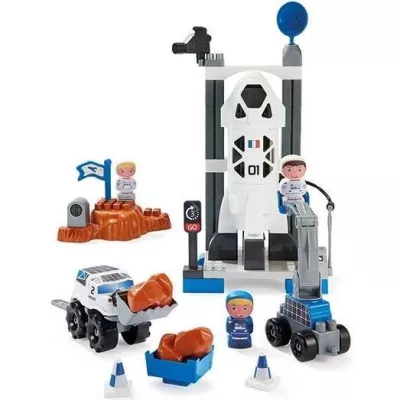 Space Base - brick construction - 18 months - Abrick