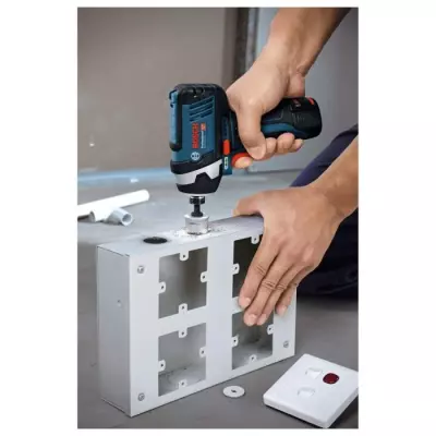 Visseuse a chocs BOSCH GDR 12V-105 sans chargeur ni batterie - Compact