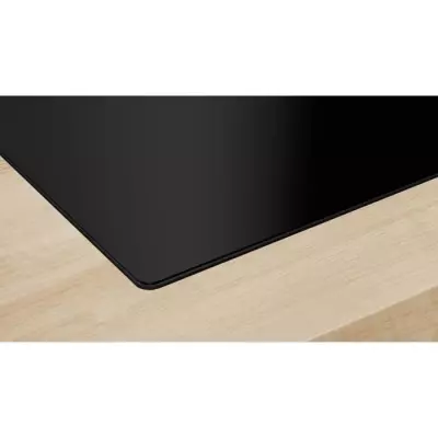 Table induction aspirante - BOSCH SER6 - PVQ711H26E Noir - 4-foyers -