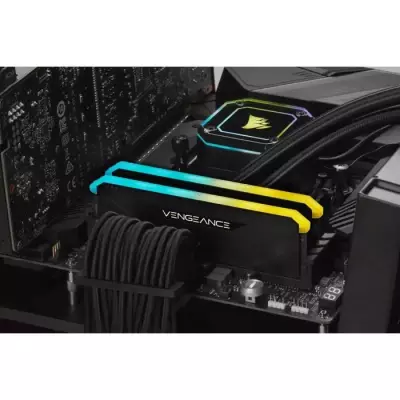 Mémoire RAM - CORSAIR - Vengeance RGB RS DDR4 - 32GB 2x16GB DIMM - 36