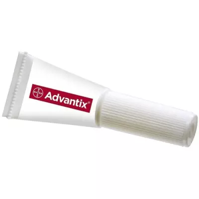 ADVANTIX Chien Solution Antiparasitaire Race Moyenne 10 a 25kg 4 pipet