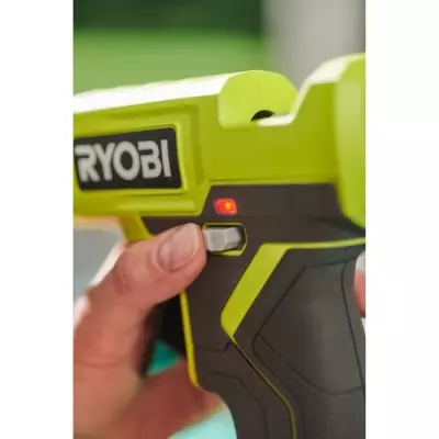 RYOBI - Pistolet a colle 18V ONE+ - chauffe en 3 min - indicateur de c