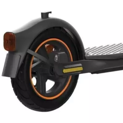 Trottinette électrique – Segway-Ninebot F40I - clignotants et pneus