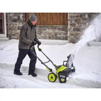 RYOBI - Déneigeuse 36V MAXPOWER Brushless - largeur de travail 45cm -