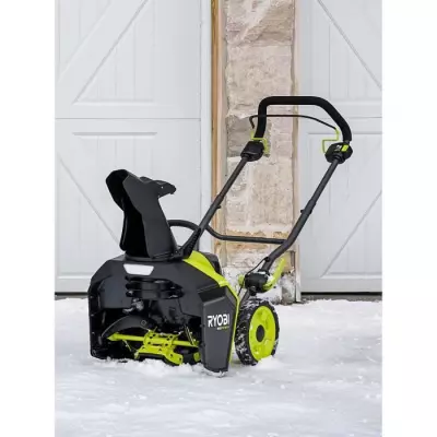 RYOBI - Déneigeuse 36V MAXPOWER Brushless - largeur de travail 45cm -