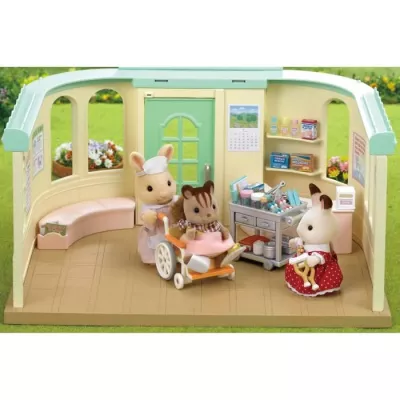 Figurines miniatures - SYLVANIAN FAMILIES - L'infirmiere et accessoire