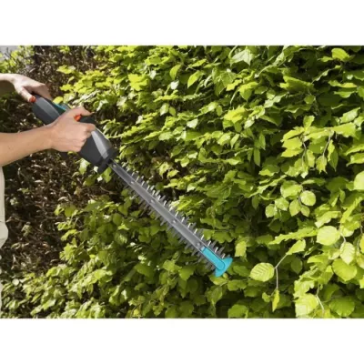 Taille-haies sur batterie GARDENA - EasyCut Li-14/40 - 14,4V - 40 cm -